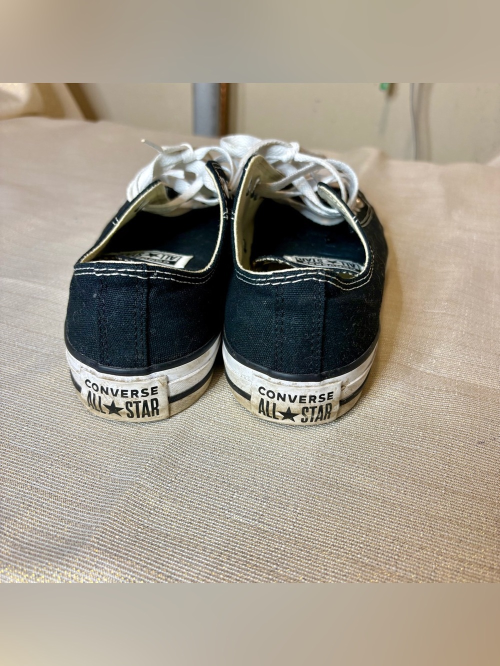 Converse Chuck Taylor Sneakers Women’s Size 7.5 / Men’s 5.5 - Picture 5 of 6